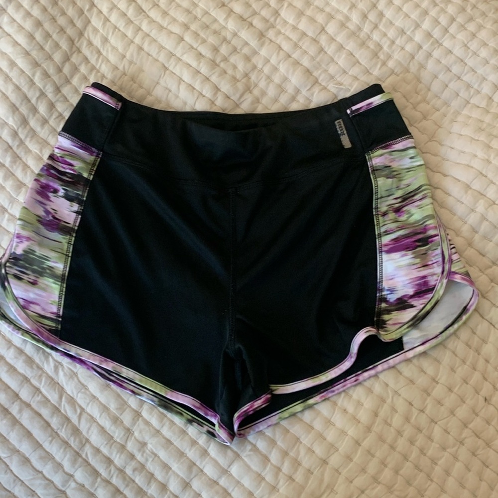 Black, Green, White, Purple Athletic Shorts Size Medium Polyester Brand RBX